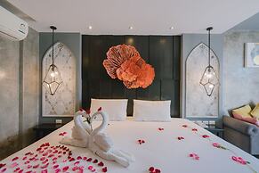 Patong Signature Boutique Hotel