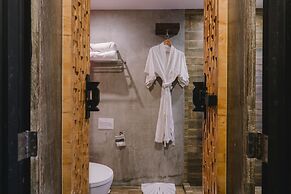 Patong Signature Boutique Hotel