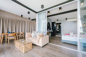 Patong Signature Boutique Hotel