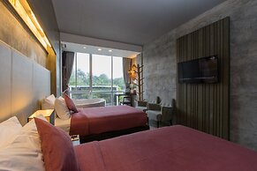 Patong Signature Boutique Hotel