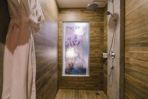 Patong Signature Boutique Hotel