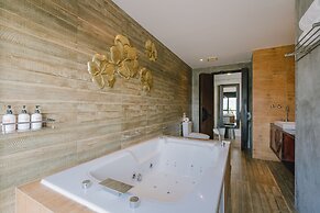 Patong Signature Boutique Hotel