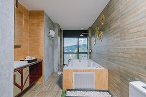 Patong Signature Boutique Hotel