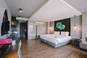 Patong Signature Boutique Hotel