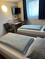 Hotel Am Vogelsanger Weg