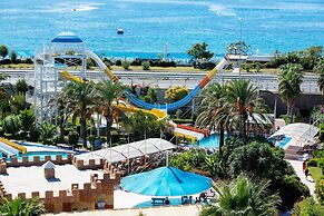 Crystal Admiral Resort Suites & SPA – All Inclusive