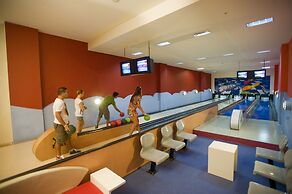 Crystal Admiral Resort Suites & SPA – All Inclusive