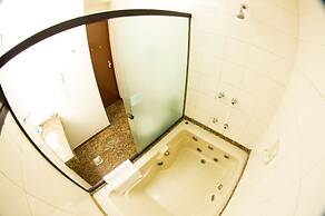 Leon Park Hotel e Convenções