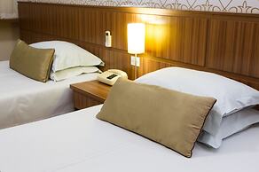 Leon Park Hotel e Convenções