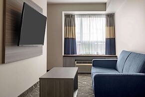 Microtel Inn & Suites By Wyndham Lloydminster