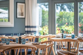 Renaissance Paris Hippodrome De St. Cloud Hotel