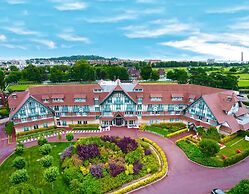 Renaissance Paris Hippodrome De St. Cloud Hotel