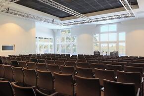 Renaissance Paris Hippodrome De St. Cloud Hotel