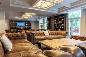 Renaissance Paris Hippodrome De St. Cloud Hotel