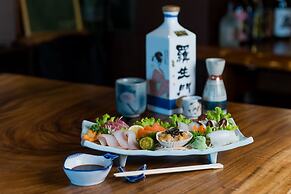 Microtel by Wyndham South Forbes near Nuvali