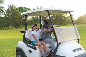 Microtel by Wyndham South Forbes near Nuvali