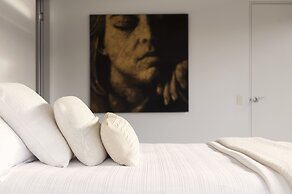 Avalon Coastal Retreat