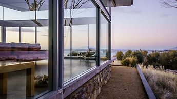 Avalon Coastal Retreat