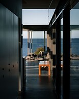 Avalon Coastal Retreat