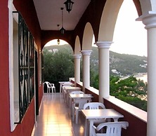 Apraos Bay Hotel