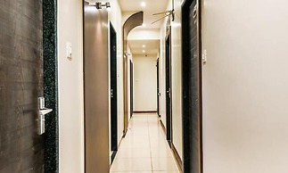 FabHotel Adore Inn