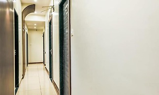 FabHotel Adore Inn
