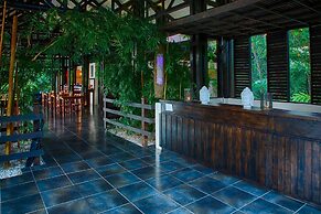 Tiki Villas Rainforest Lodge & Spa