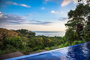 Tiki Villas Rainforest Lodge & Spa