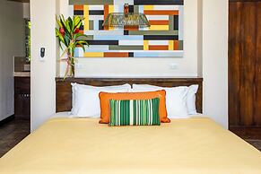 Tiki Villas Rainforest Lodge & Spa