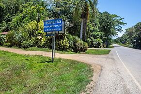 Tiki Villas Rainforest Lodge & Spa