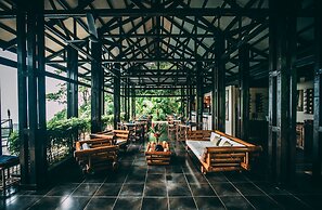 Tiki Villas Rainforest Lodge & Spa