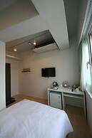 Won's Ville Myeongdong