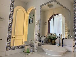 Hotel Casona Los Vitrales