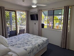 Airlie Apartments