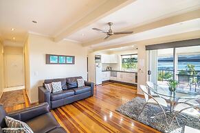 Airlie Apartments