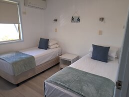 Airlie Apartments
