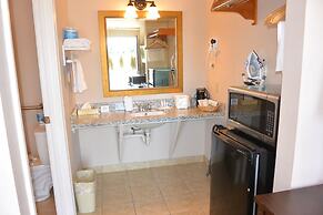 Days Inn by Wyndham Lakewood South Tacoma