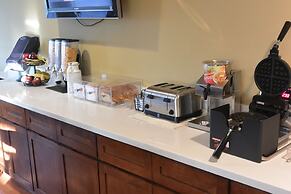 Days Inn by Wyndham Lakewood South Tacoma