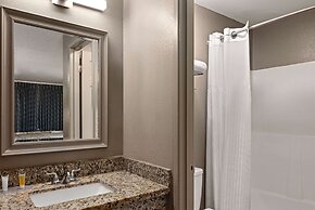 Days Inn by Wyndham Lakewood South Tacoma