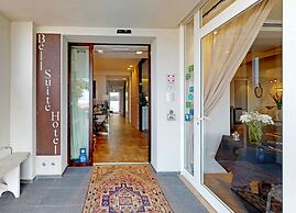 Bell Suite Hotel