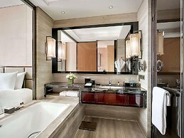 Pullman Weifang