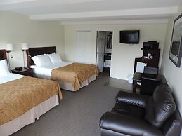 The Bayshore Waterfront Inn