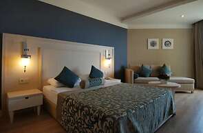 Seamelia Beach Resort Hotel & Spa