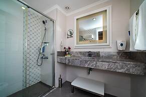 Seamelia Beach Resort Hotel & Spa