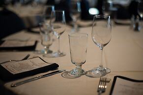 Holiday Inn Express & Suites Spruce Grove - Stony Plain by IHG