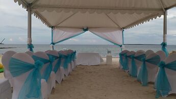 LandMark Mbezi Beach Resort