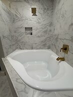 Hotel 27