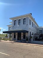 Hotel 27