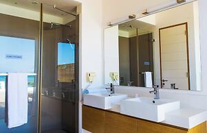 Cap Ouest by Horizon Holidays