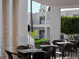 Atlantica Panthea Resort